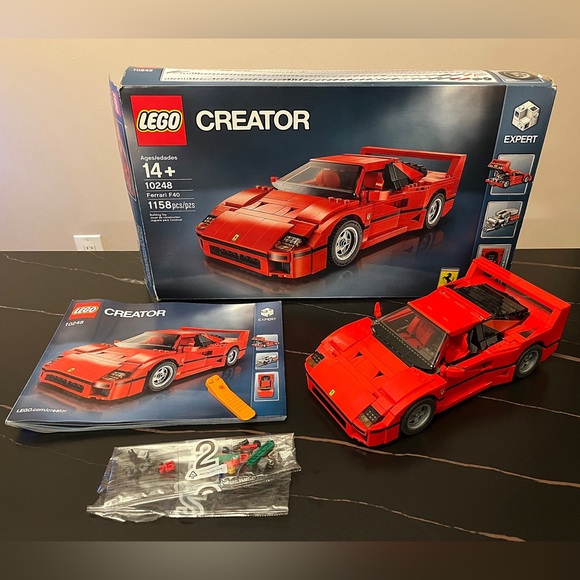 LEGO Creator Ferrari F40 (10248) Complete Set - Picture 11 of 11